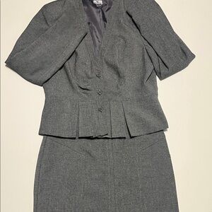 Worthington Charcoal Women's Skirt Set